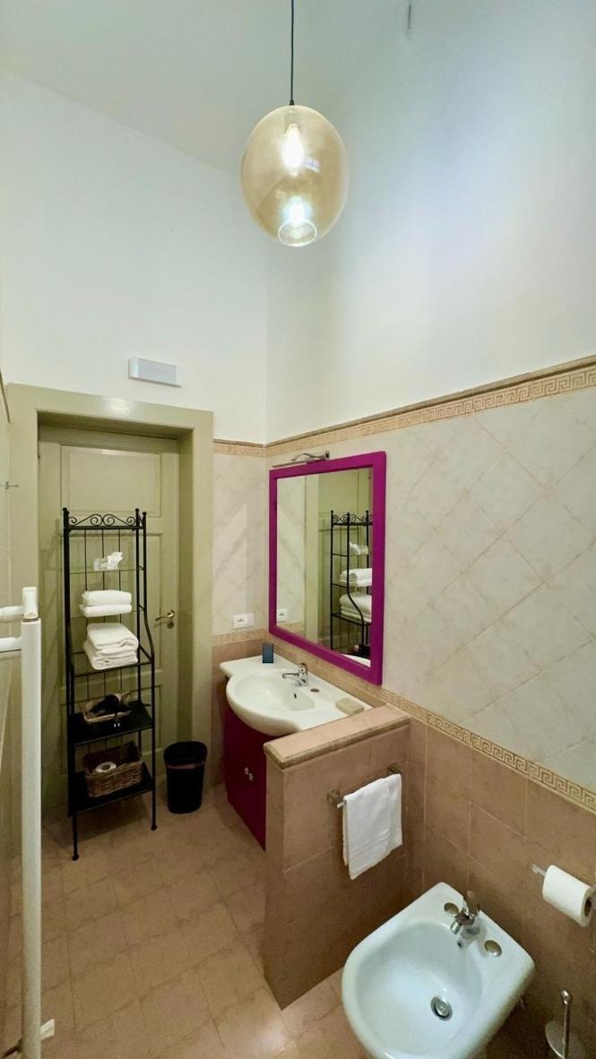 Civico 43 Hotel Messina Bagian luar foto